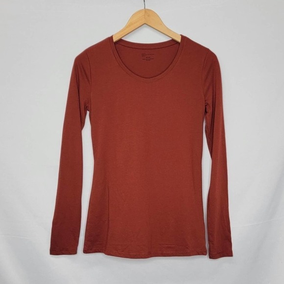 No Boundaries Rust Color Red Long Sleeve Under - Picture 9 of 9